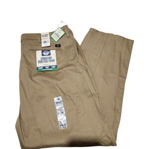 Dockers Dress Pants Size 40x30 Khaki Color Flex Waistband Stain Defender